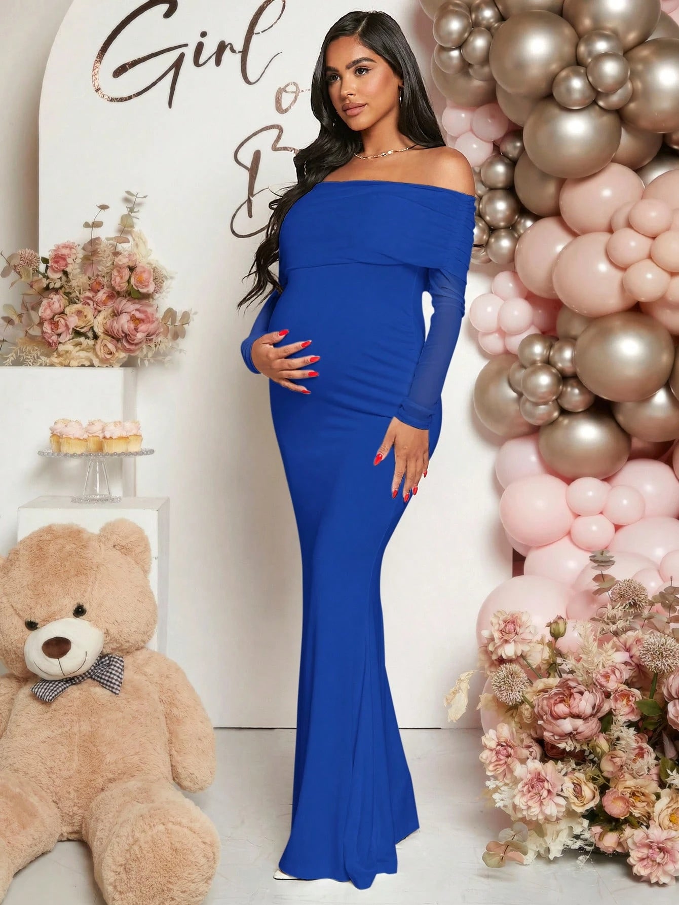 Pregnancy-friendly off-shoulder mermaid-style long-sleeve dress
